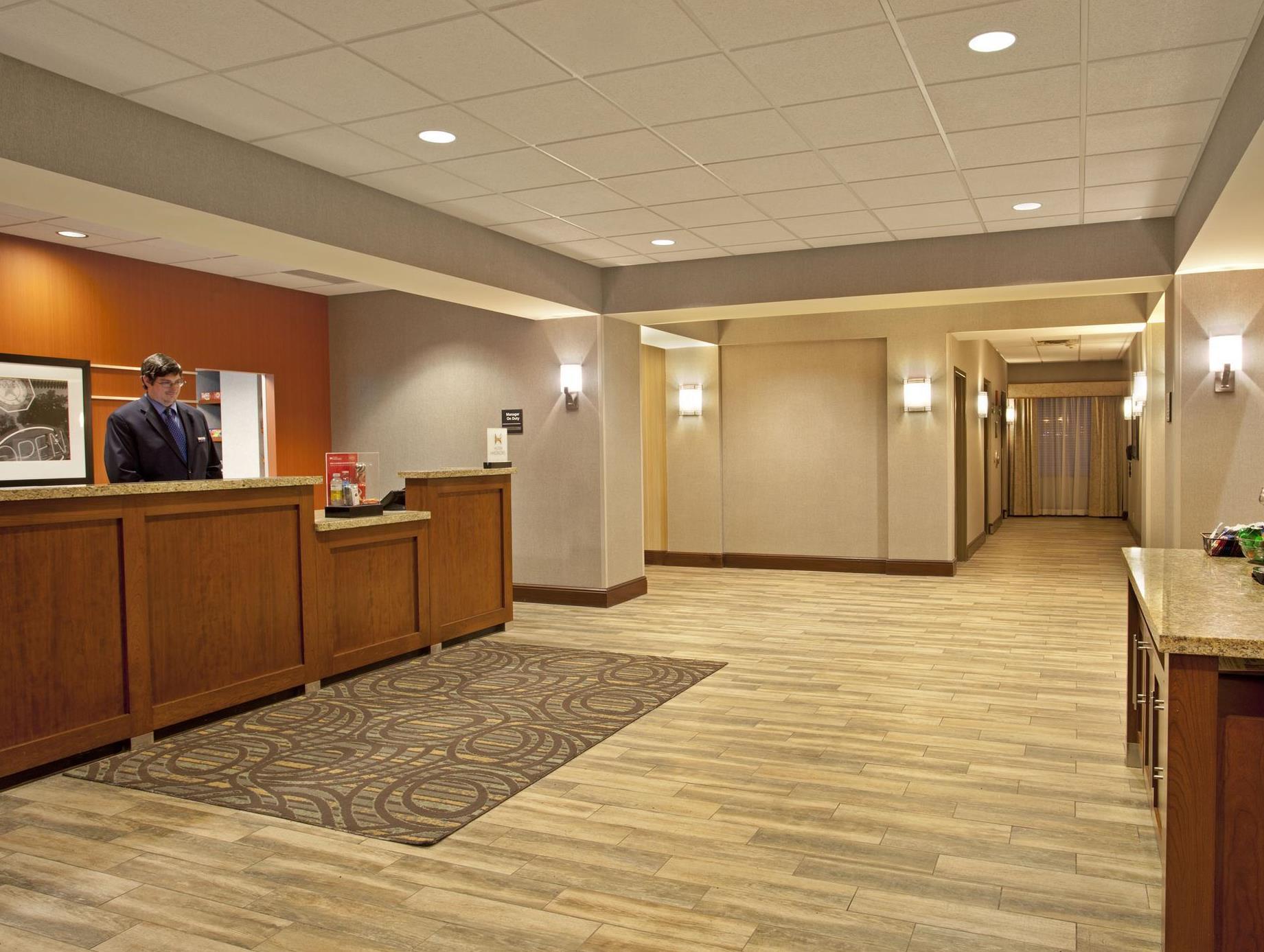 Hampton Inn & Suites Minneapolis St. Paul Airport - Mall Of America Bloomington Esterno foto